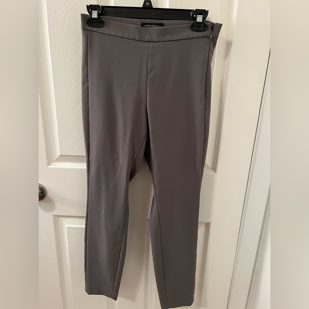 Banana Republic Slim Fit Women’s Petite Dress Pants